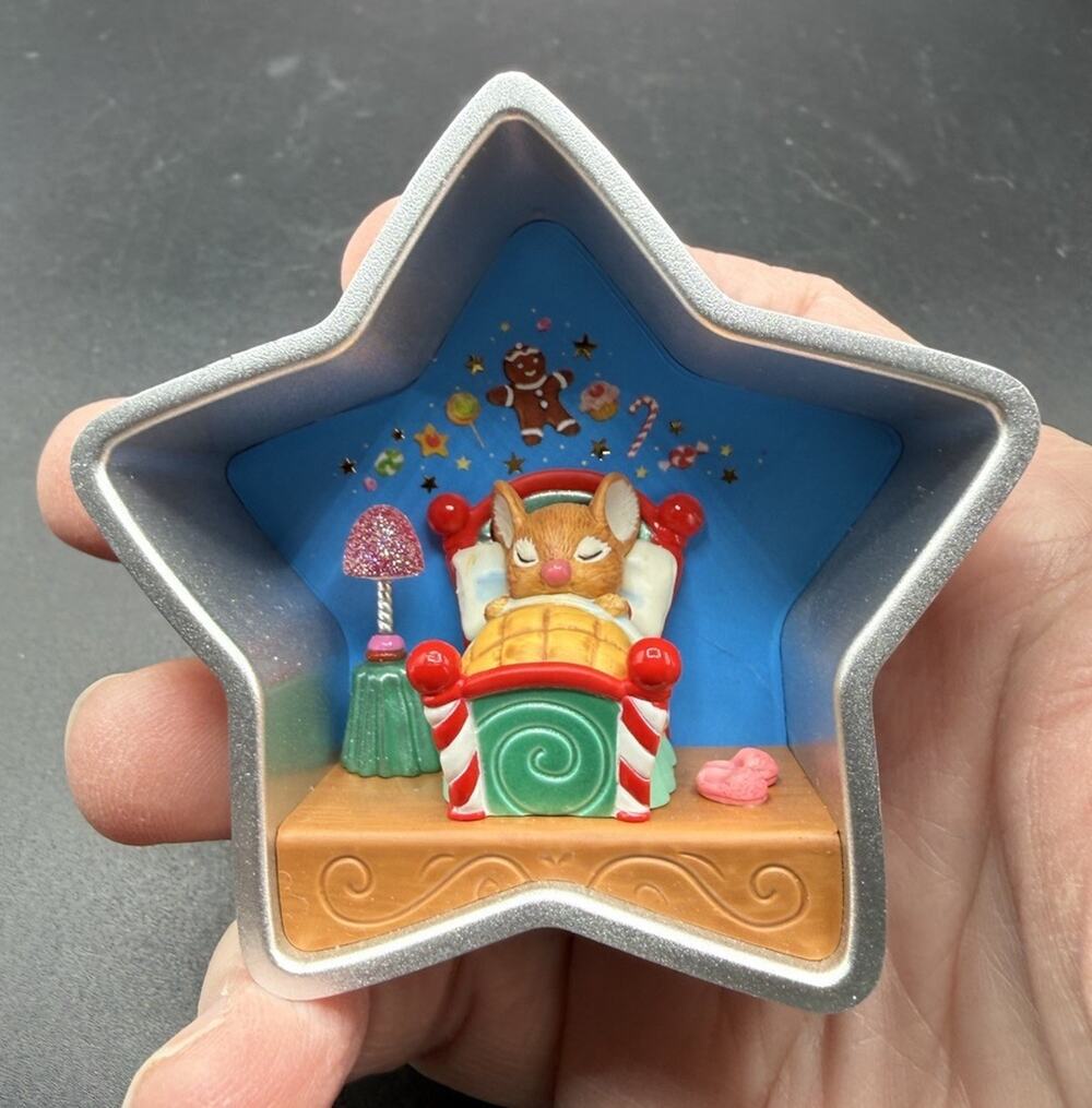 Rare Hallmark Cookie Cutter Christmas Ornament 4th in Series No Box -LO20